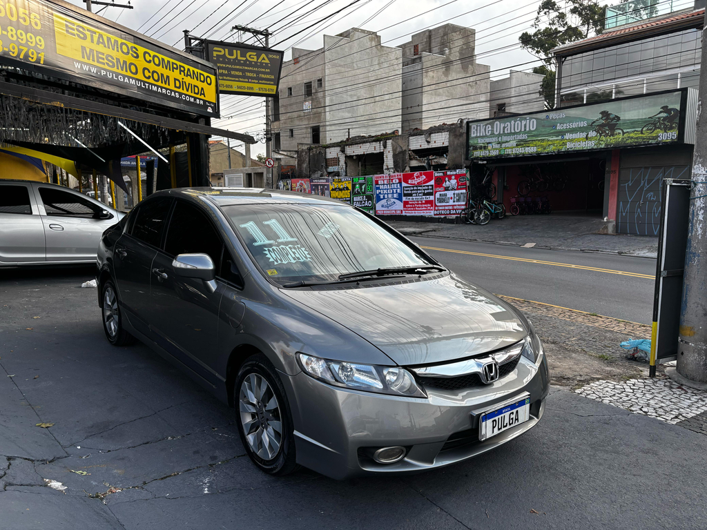 Honda Civic Cinza