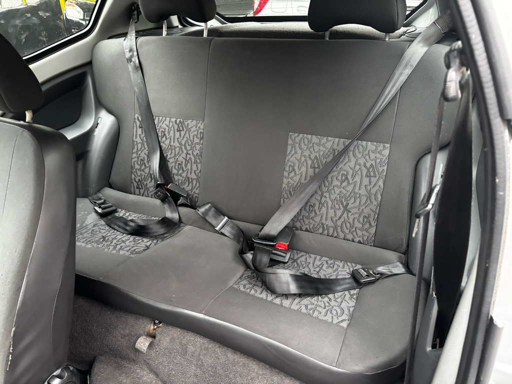 Ford Ka Hatch Prata