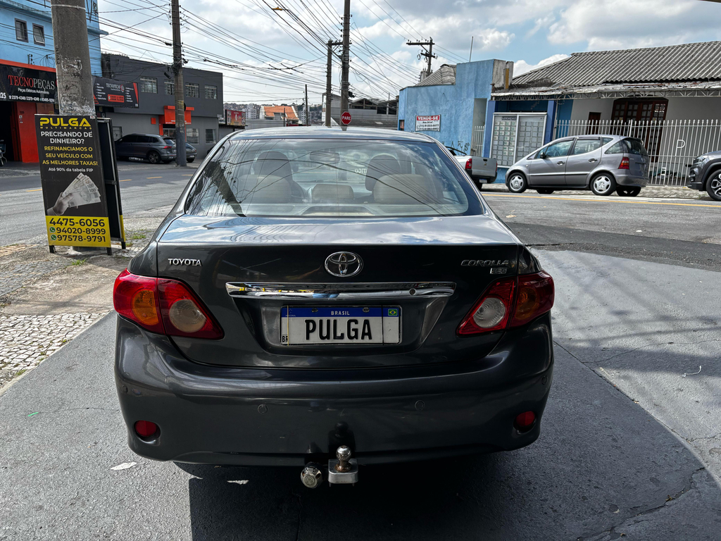Toyota Corolla Cinza