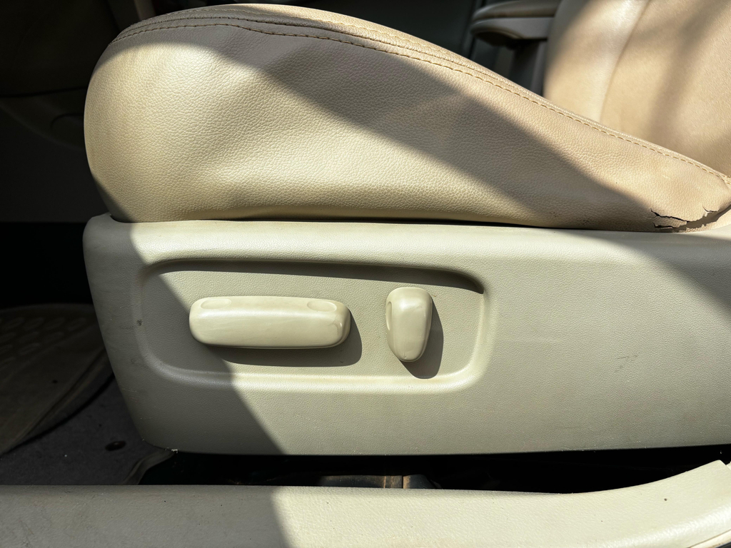 Toyota Corolla Cinza