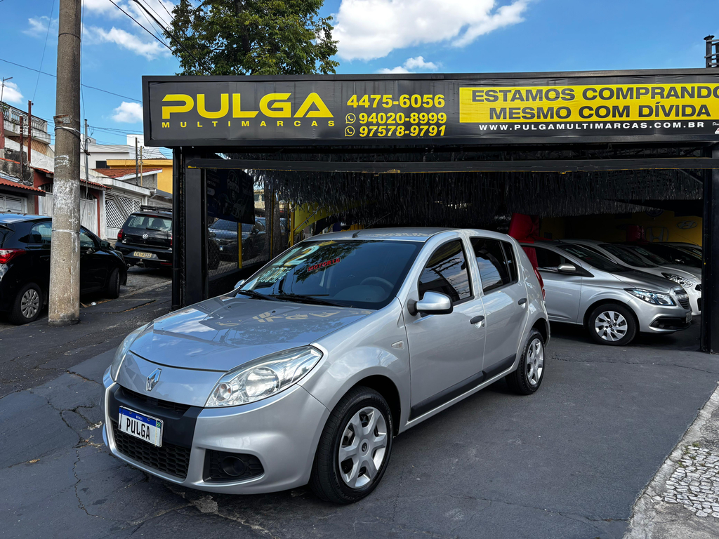 Renault Sandero Prata
