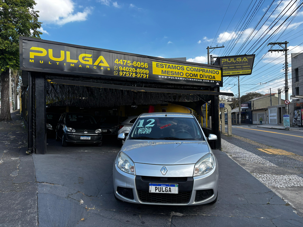 Renault Sandero Prata
