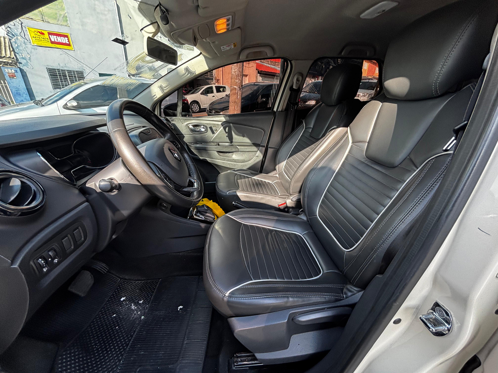 Renault Captur Bege