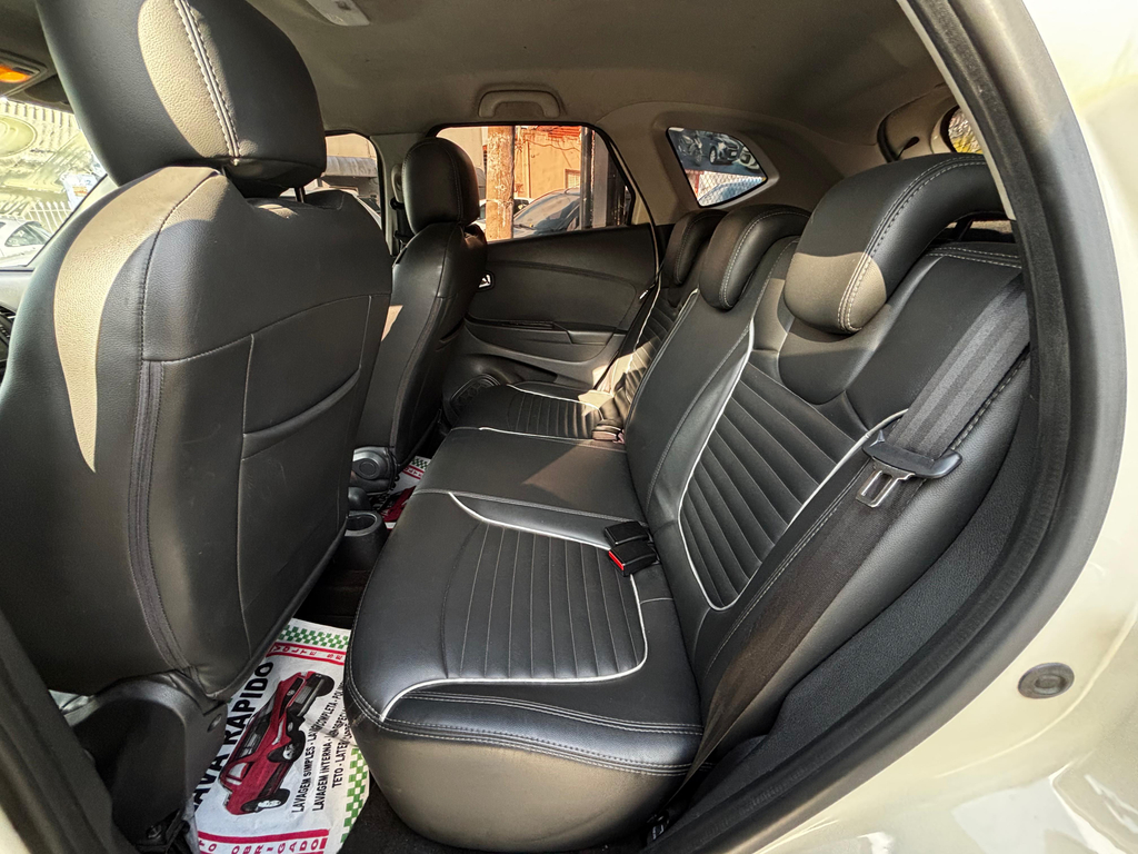 Renault Captur Bege