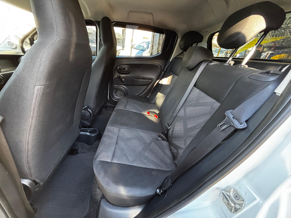 Fiat Mobi Branco