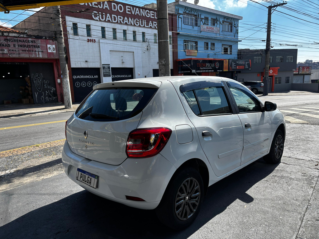 Renault Sandero Branco