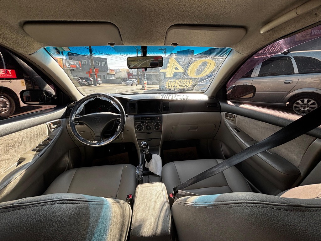 Toyota Corolla Bege