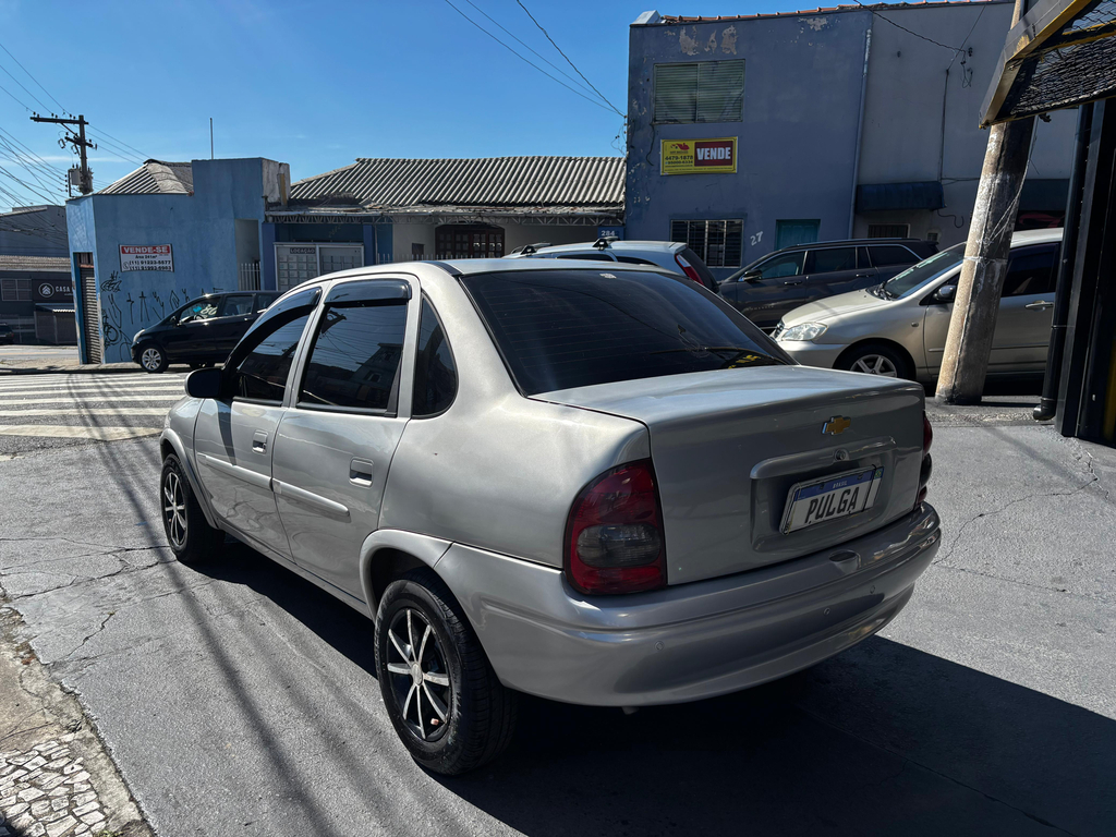 Chevrolet Corsa Sedan Prata
