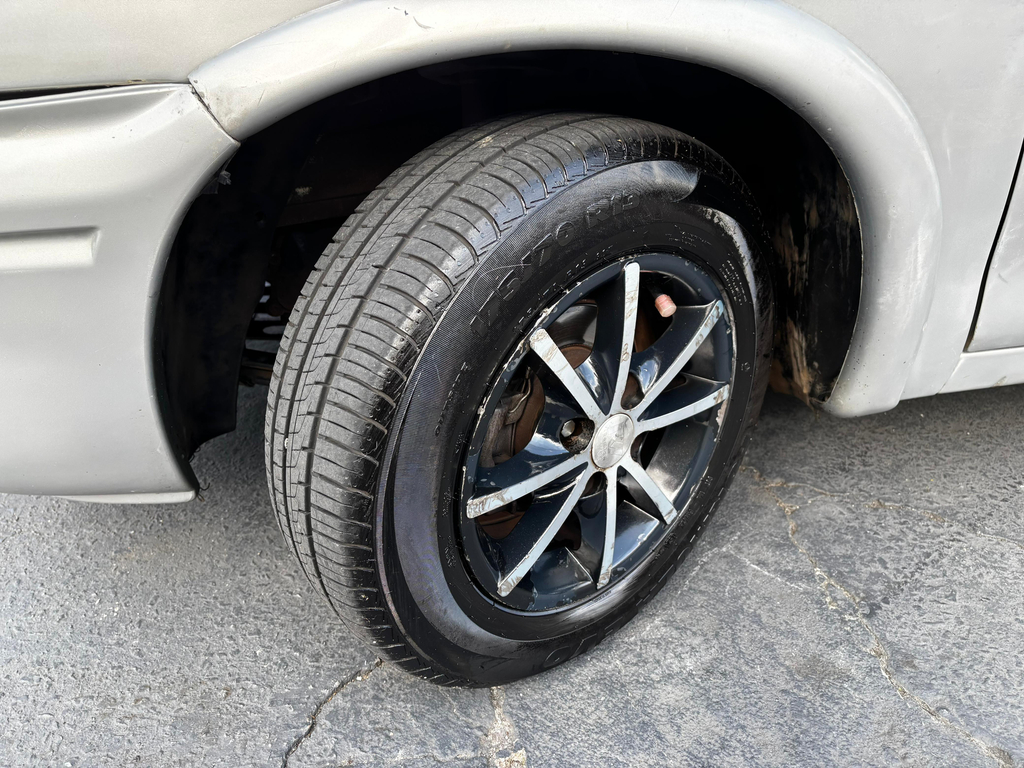 Chevrolet Corsa Sedan Prata
