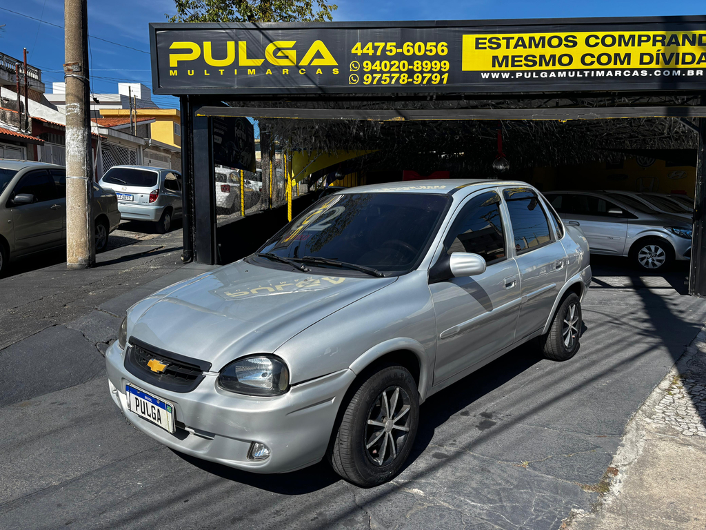 Chevrolet Corsa Sedan Prata