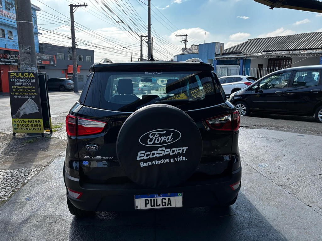 Ford EcoSport Preto