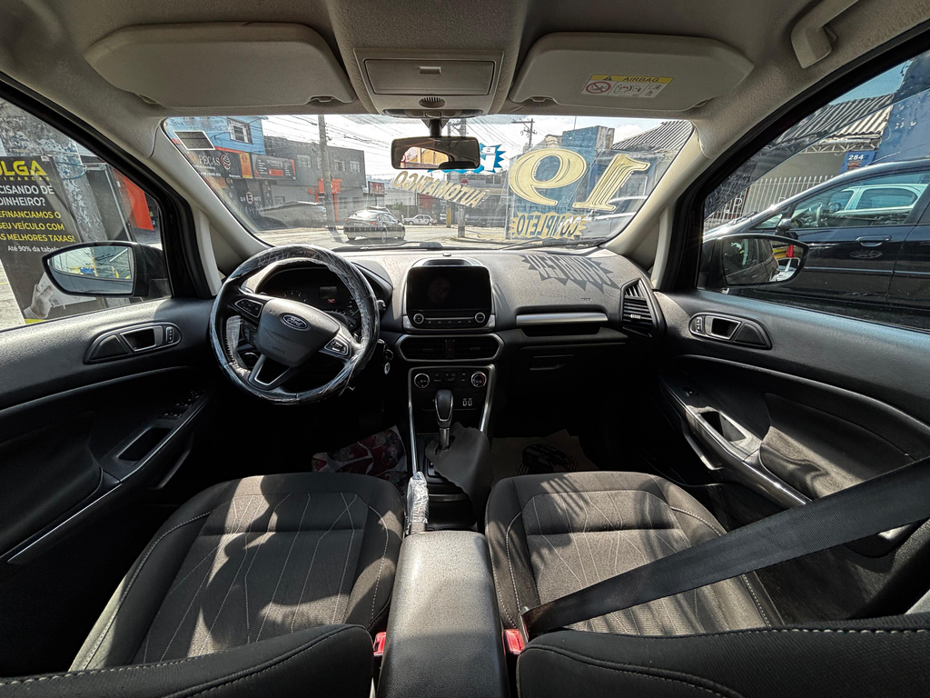 Ford EcoSport Preto