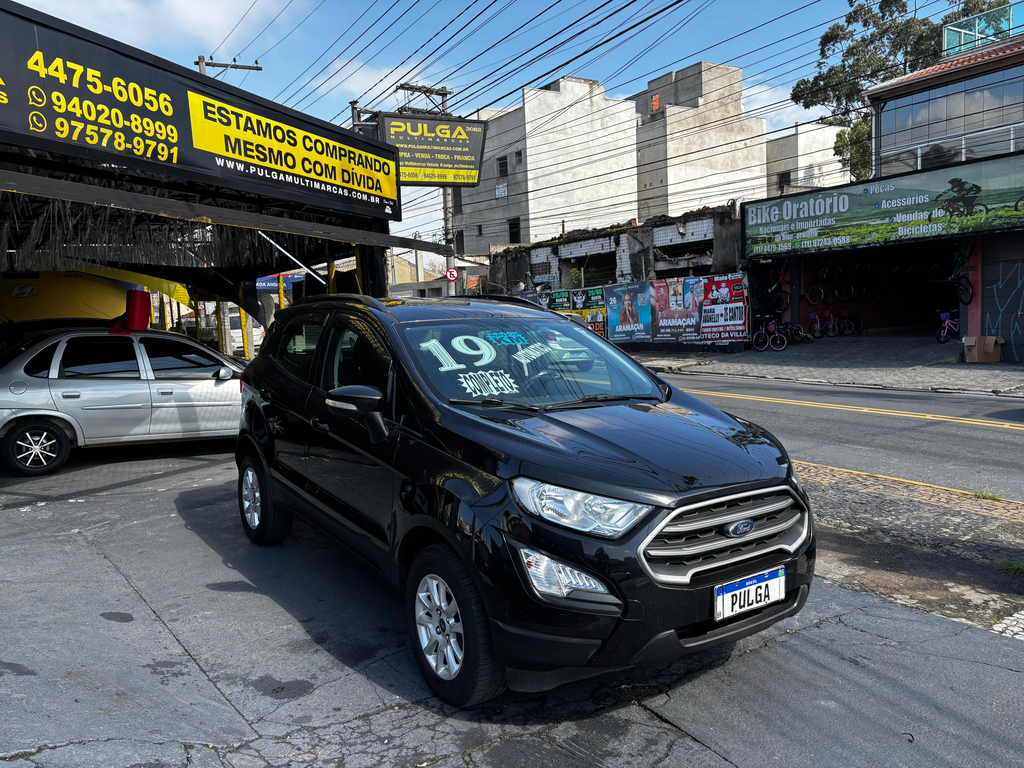 Ford EcoSport Preto