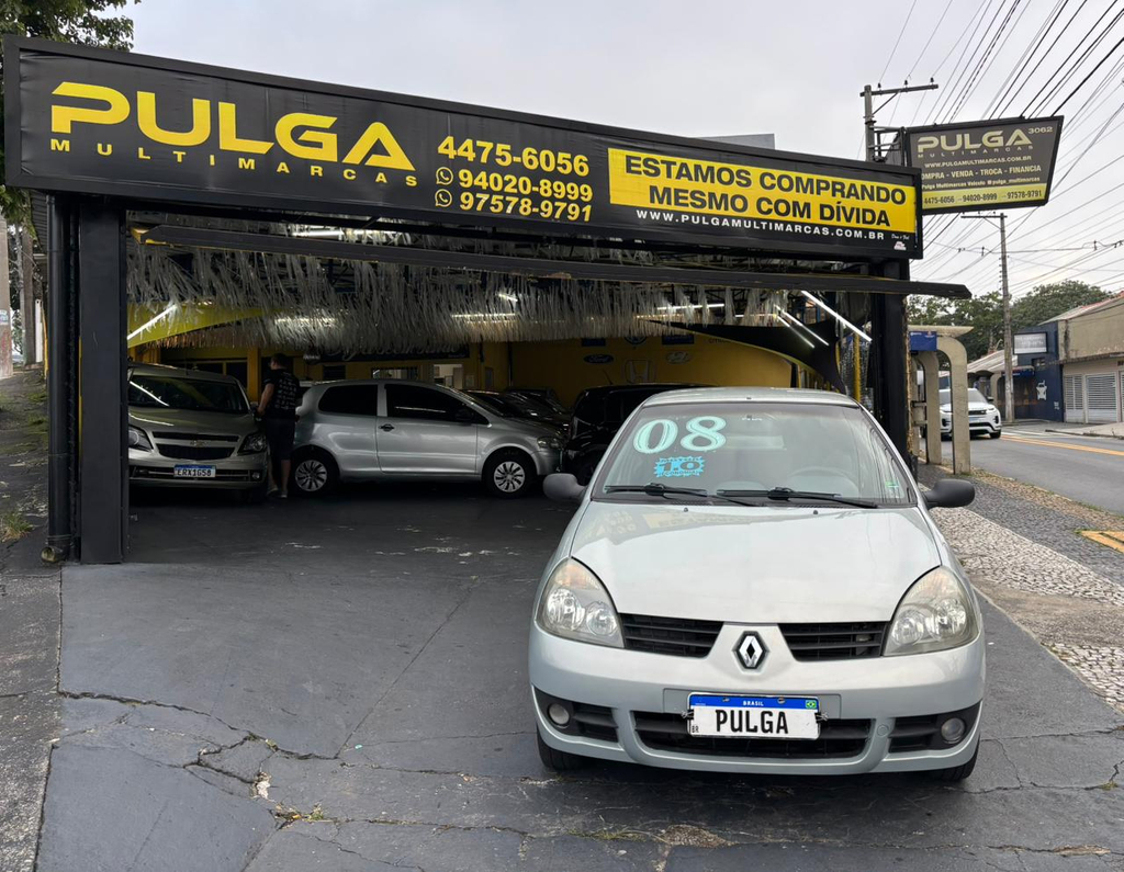 Renault Clio Sedan Prata