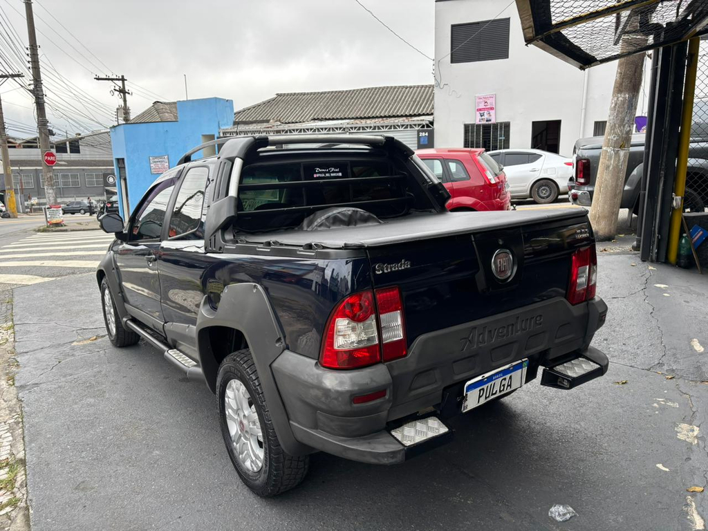 Fiat Strada Azul