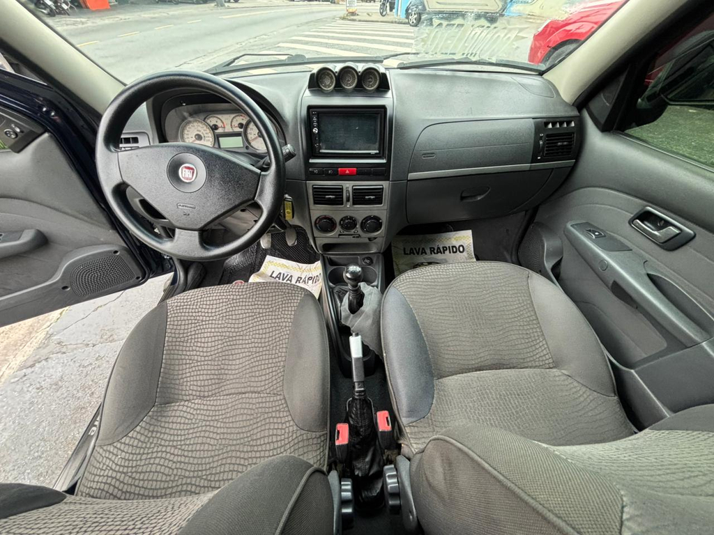 Fiat Strada Azul