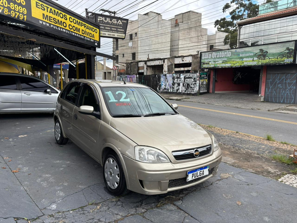 Chevrolet Corsa Hatch Bege