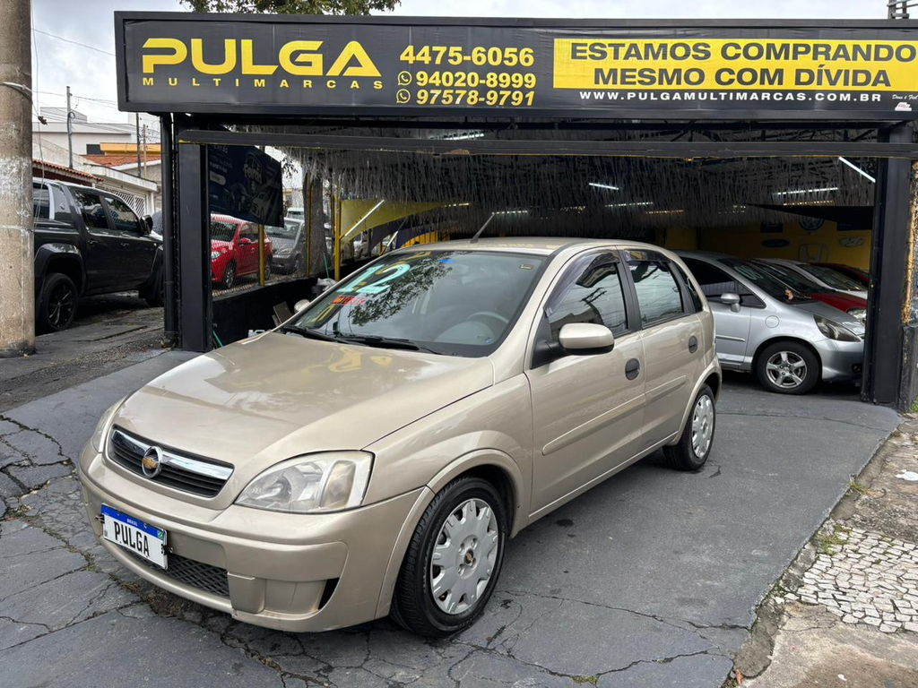 Chevrolet Corsa Hatch Bege