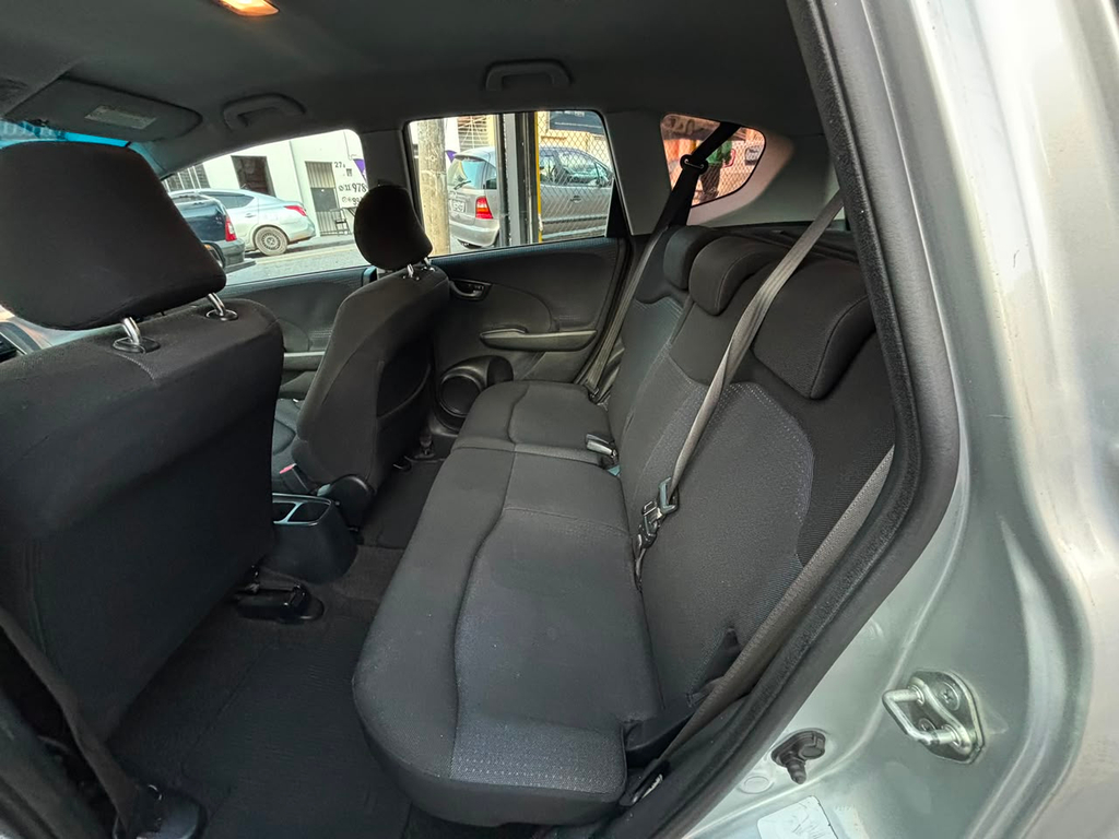 Honda Fit Prata