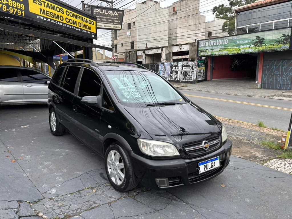 Chevrolet Zafira Preto