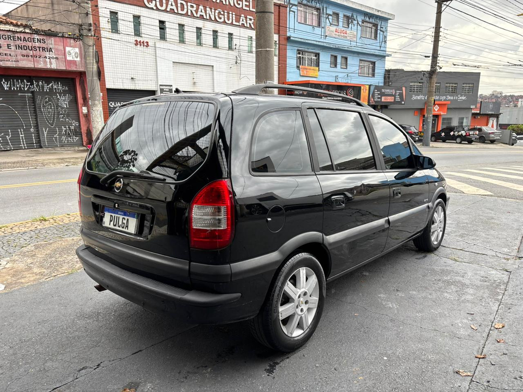 Chevrolet Zafira Preto
