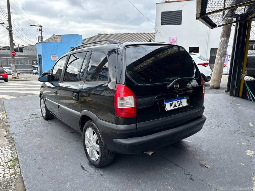 Chevrolet Zafira Preto