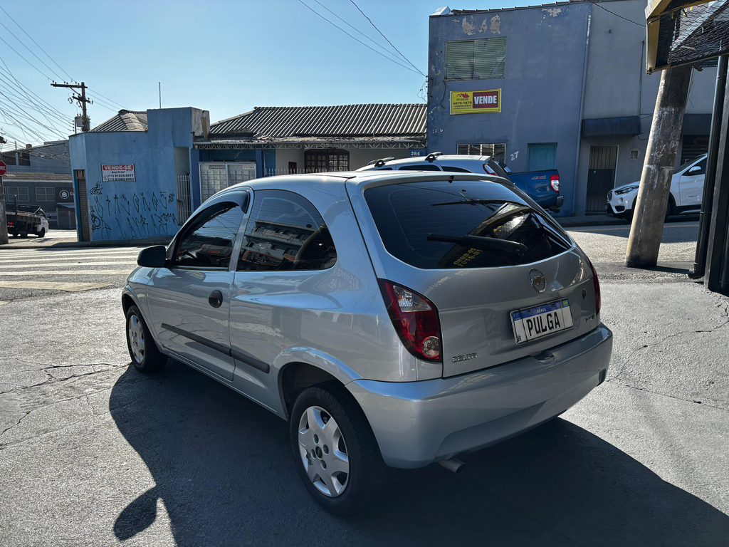 Chevrolet Celta Prata