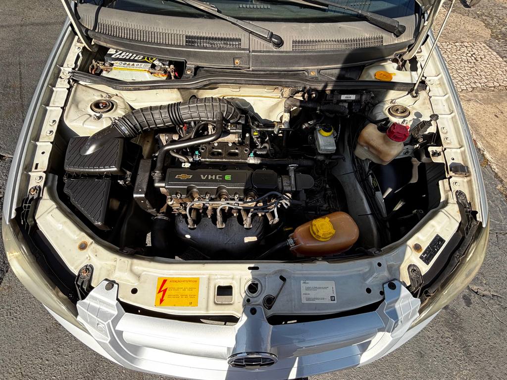 Chevrolet Celta Prata