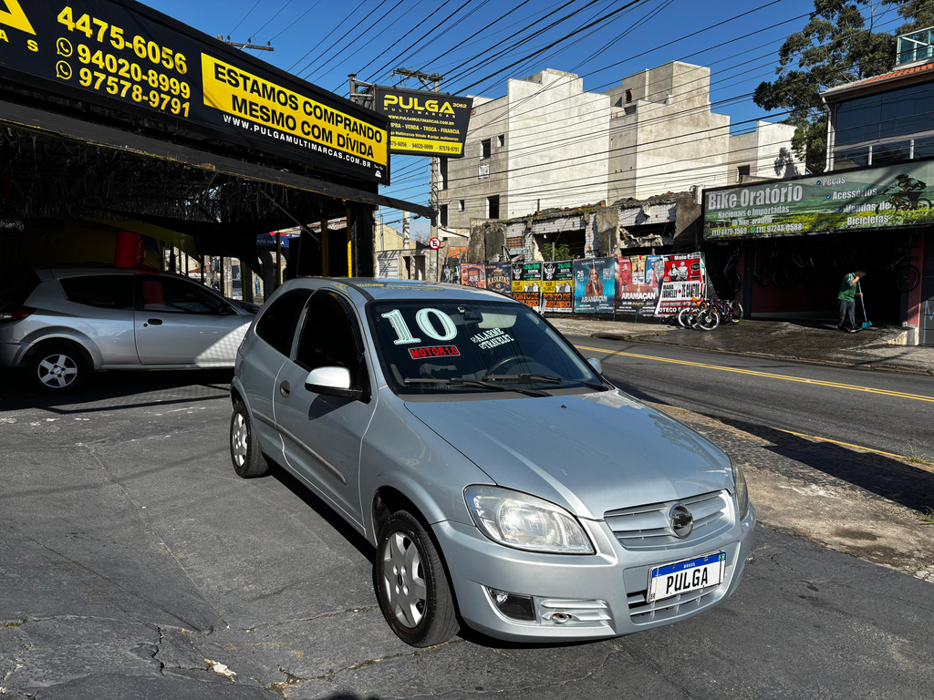 Chevrolet Celta Prata